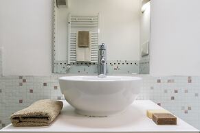 Home at Hotel Copernico Apt