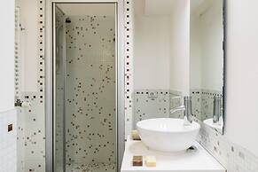 Home at Hotel Copernico Apt