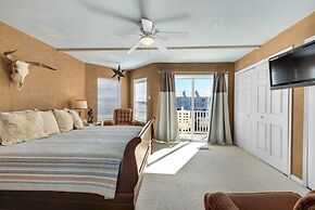 Pelican Point 2 Bedroom Townhouse by RedAwning