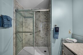 Pelican Point 2 Bedroom Townhouse by RedAwning