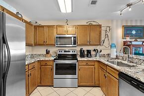 Pelican Point 2 Bedroom Townhouse by RedAwning