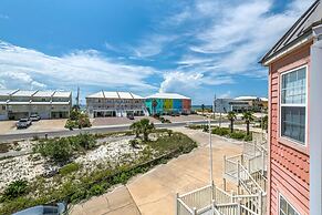 Sea La Vie 2 Bedroom Townhouse by RedAwning