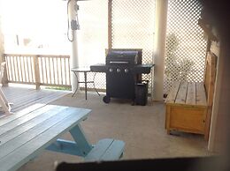 Sea La Vie 2 Bedroom Townhouse by RedAwning