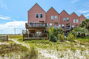 Sea La Vie 2 Bedroom Townhouse by RedAwning