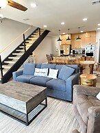 Dolphin Watch 3 Bedroom Townhouse by RedAwning