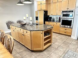 Dolphin Watch 3 Bedroom Townhouse by RedAwning