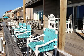 Dolphin Watch 3 Bedroom Townhouse by RedAwning