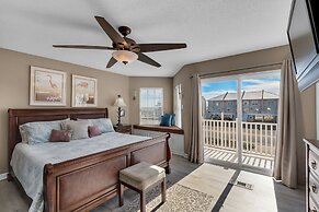 Pelican Roost 2 Bedroom Townhouse by RedAwning