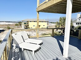 Pelican Roost 2 Bedroom Townhouse by RedAwning