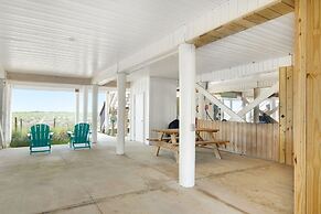 Life's A Beach 3 Bedroom Townhouse by RedAwning