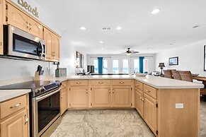 Life's A Beach 3 Bedroom Townhouse by RedAwning