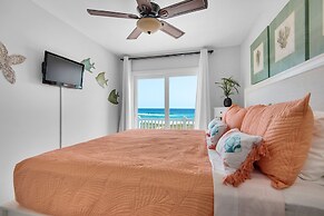 Life's A Beach 3 Bedroom Townhouse by RedAwning