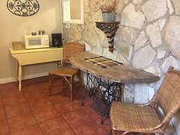 The Leakey Inn by CMD