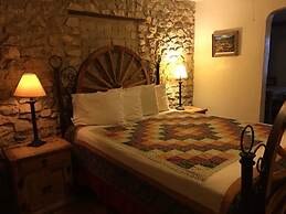 The Leakey Inn by CMD