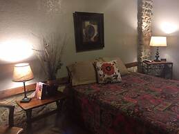 The Leakey Inn by CMD