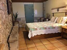 The Leakey Inn by CMD