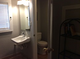 The Leakey Inn by CMD