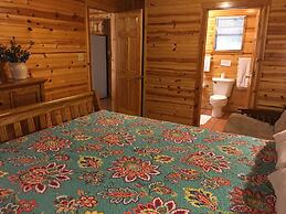 Frio Springs Lodges