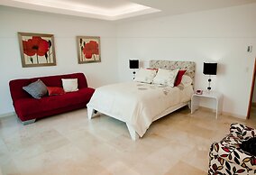Shangri La Penthouses by Cheap Getaway