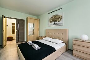 MaxRealty24 Putilkovo, Spaso-Tushinskiy Boulevard 3