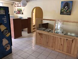 Detente Du Cacique Villa Hotel