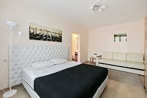 MaxRealty24 Skhodnenskaya 27 Standard