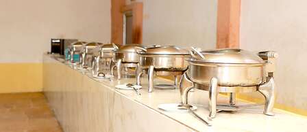 Sheesh Mahal Desert Camp