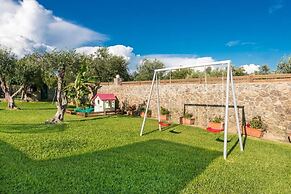 Villa Maxim with Private Pool & Tennis Court