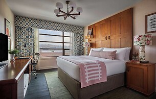 Graduate by Hilton Bloomington