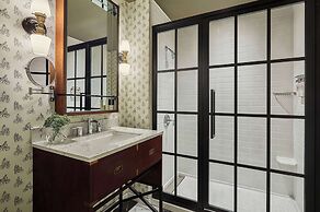 Graduate by Hilton Bloomington