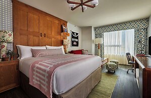 Graduate by Hilton Bloomington