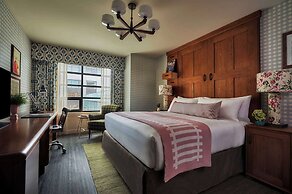 Graduate by Hilton Bloomington