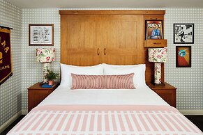 Graduate by Hilton Bloomington