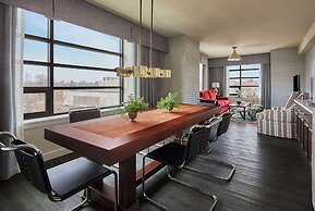 Graduate by Hilton Bloomington