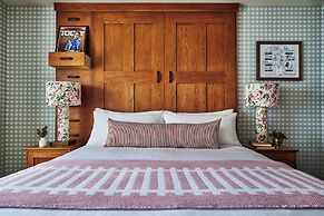 Graduate by Hilton Bloomington