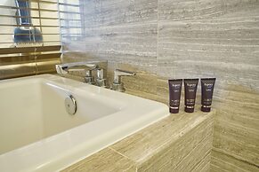 Real Select at the Ritz Carlton Residences, Waikiki Beach