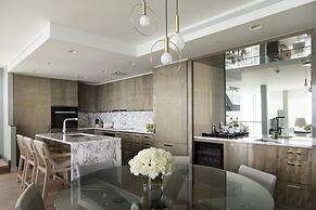 Real Select at the Ritz Carlton Residences, Waikiki Beach