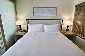 Real Select at the Ritz Carlton Residences, Waikiki Beach