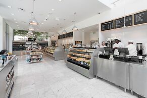 Real Select at the Ritz Carlton Residences, Waikiki Beach