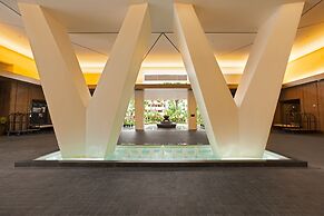 Real Select at the Ritz Carlton Residences, Waikiki Beach