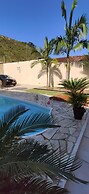Casa com piscina em Caraguatatuba