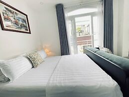 Grace Apartment 3