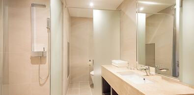 Yeosu Venezia Hotel & Suite