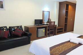 Karnmanee Place Hotel