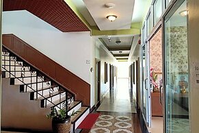 Karnmanee Place Hotel