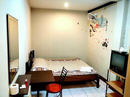 Walking Street Encore Hotel