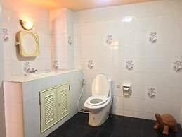 Walking Street Encore Hotel