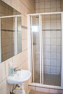 Sea View Backpackers - Hostel