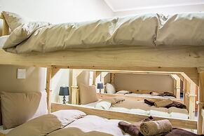 Sea View Backpackers - Hostel