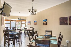 Sea View Backpackers - Hostel